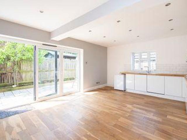 House for sale in Pachesham Park, Surrey