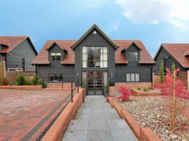 House for rent in Borehamwood, Hertfordshire