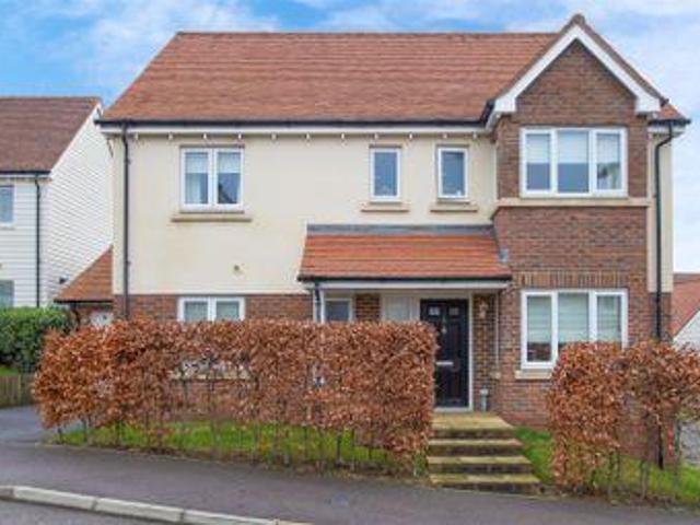 House for rent in Perryfields, West Sussex