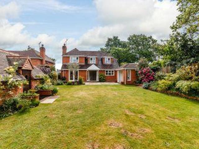 House for rent in Lightwater, Surrey Heath