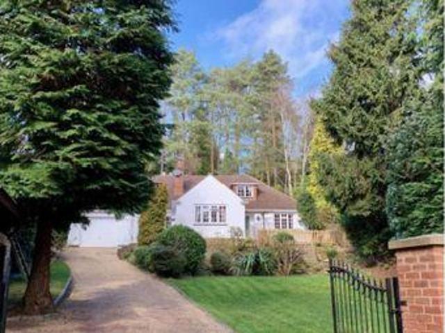 House for rent in Lightwater, Surrey Heath