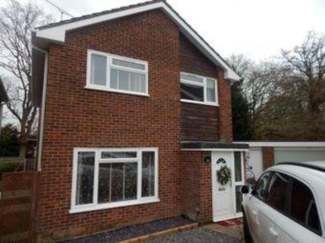 House for rent in Fole, Surrey