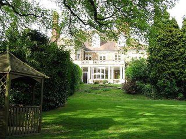 House for rent in Red Hill, Surrey