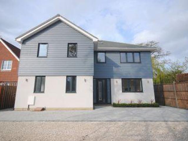 House for rent in Hillview, Surrey