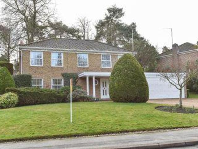 House for rent in Lightwater, Surrey Heath