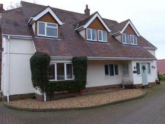House for rent in Bedford