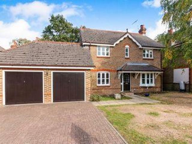 House for rent in Lightwater, Surrey Heath