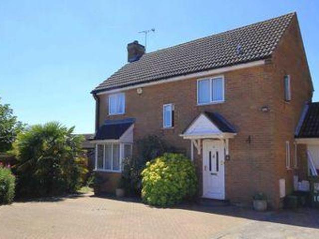 House for rent in Pouchen End, Hertfordshire