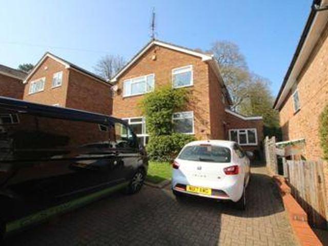 House for rent in Pouchen End, Hertfordshire