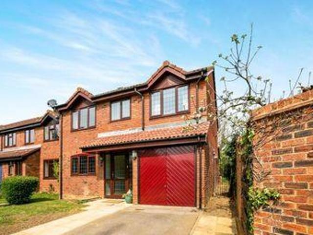 House for sale in Henlow, Bedfordshire