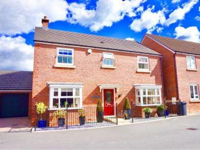 House for sale in Gloucester, Gloucestershire