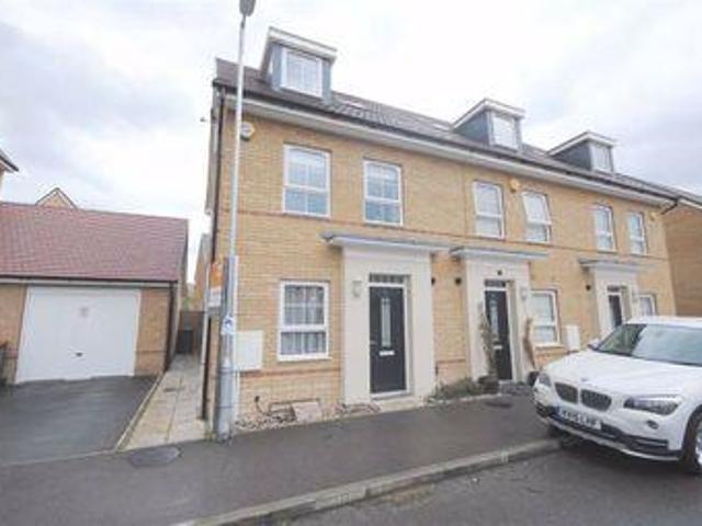 House for sale in Dunstable, Central Bedfordshire