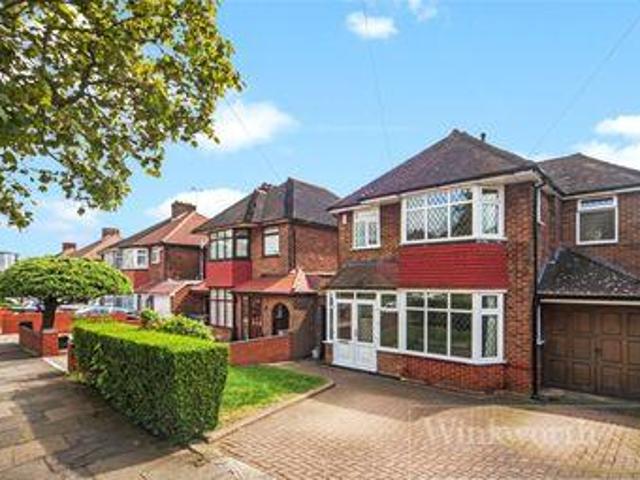 House for sale in Edgware, Greater London