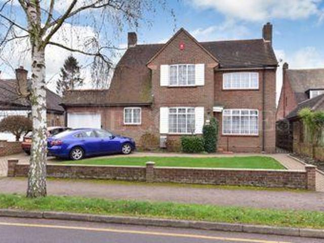 House for sale in Potters Bar, Hertsmere