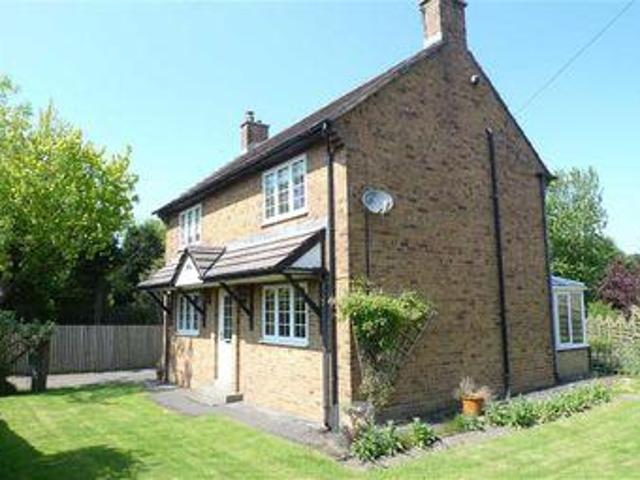 House for sale in Charlesworth, East Midlands