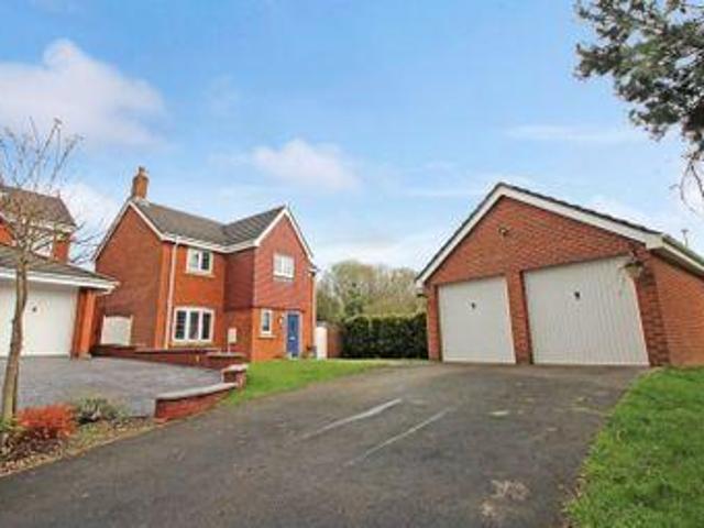 House for sale in Stoke-on-Trent