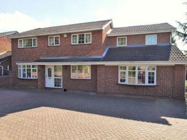 House for sale in Doncaster, South Yorkshire