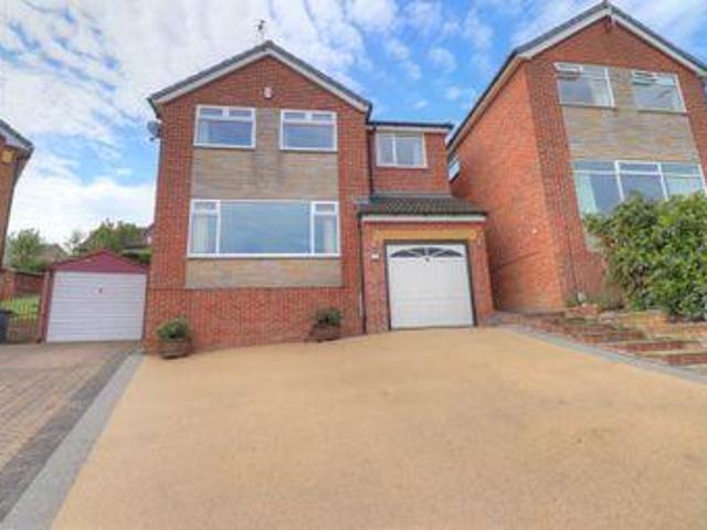 House for sale in Batley, West Yorkshire