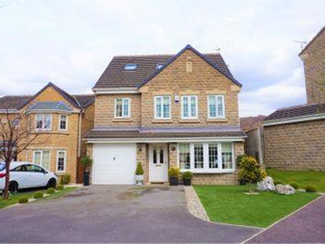 House for sale in Charlesworth, East Midlands
