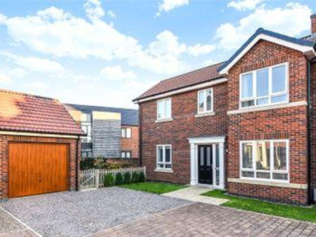 House for sale in Brayford, Lincolnshire