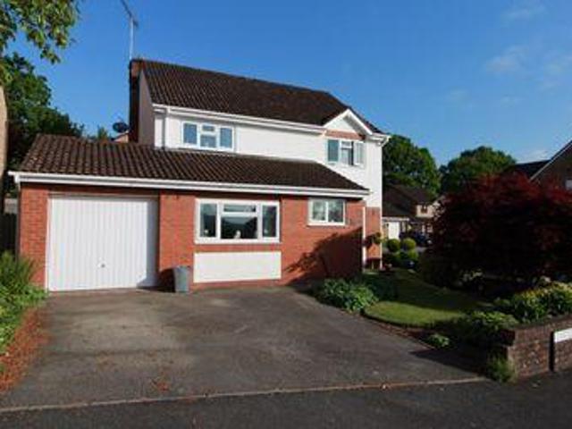 House for sale in Llanbadoc, Wales