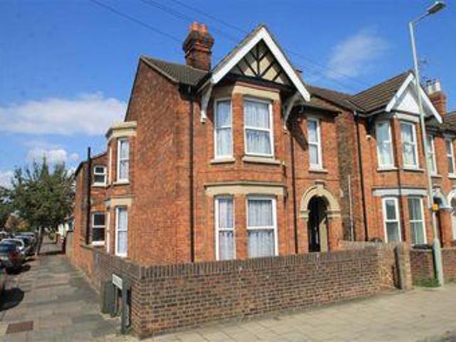House for sale in Bedford