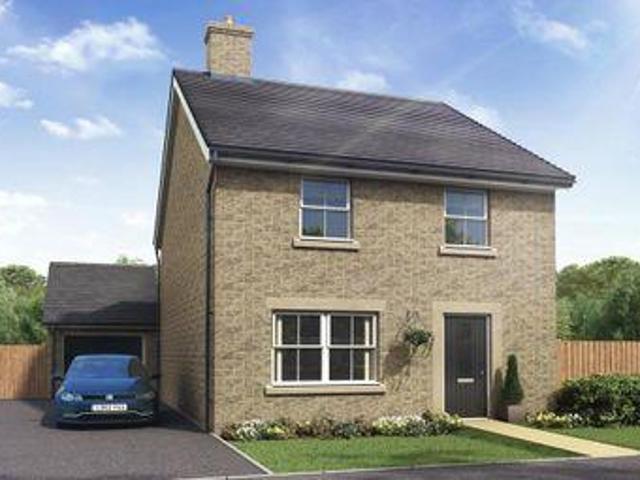 House for sale in Charlesworth, East Midlands