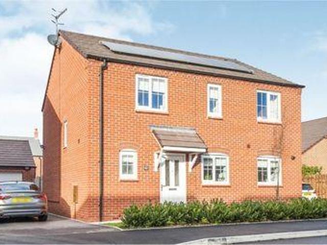 House for sale in Alcester, Stratford-on-Avon