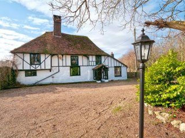 House for sale in Oad Street, Kent