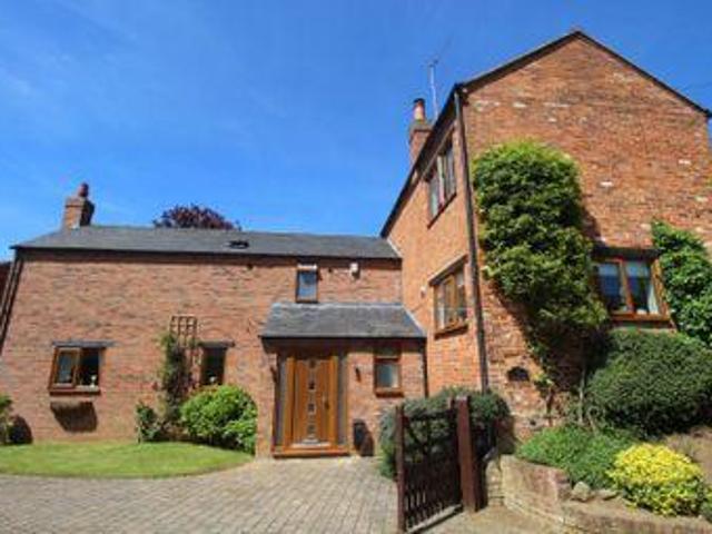 House for sale in Northampton, Northamptonshire