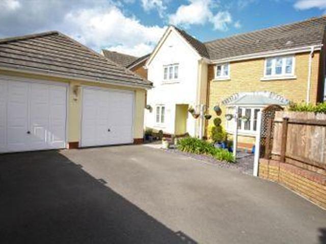 House for sale in Griffithstown, Wales