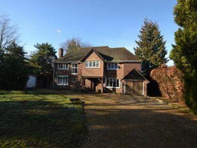 House for sale in Fleet, Hart