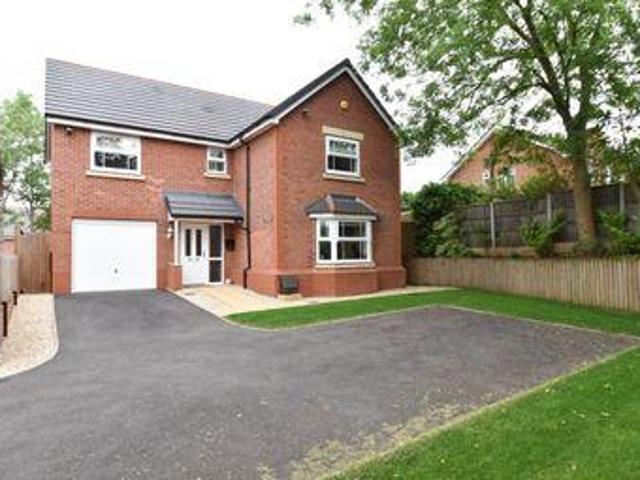 House for sale in Crookhill, Worcestershire