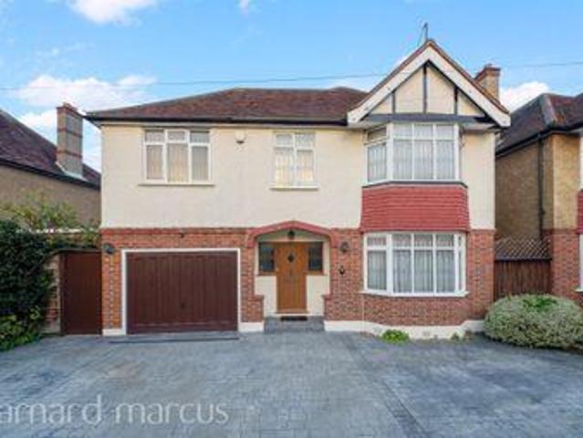 House for sale in Worcester Park, Greater London