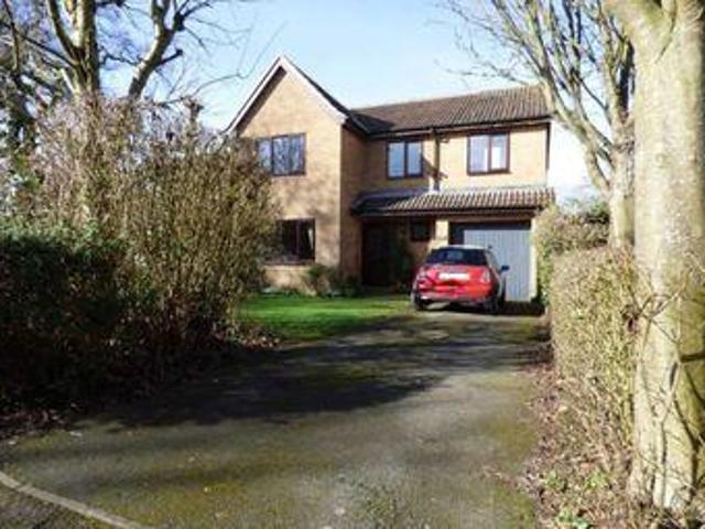 House for sale in Northampton, Northamptonshire