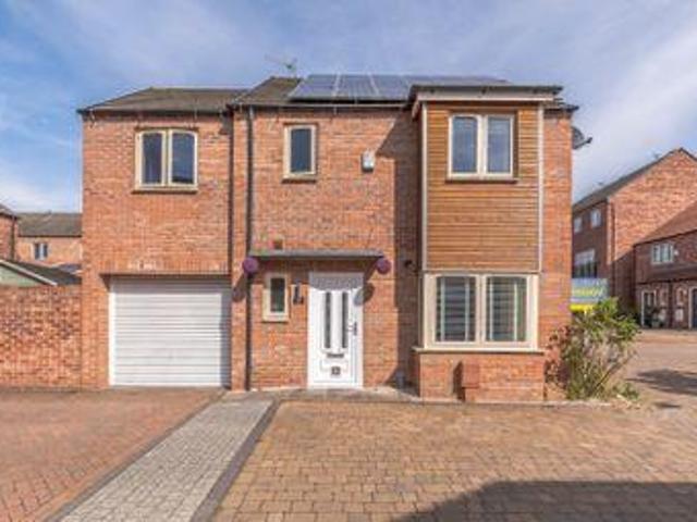 House for sale in Castleford, West Yorkshire