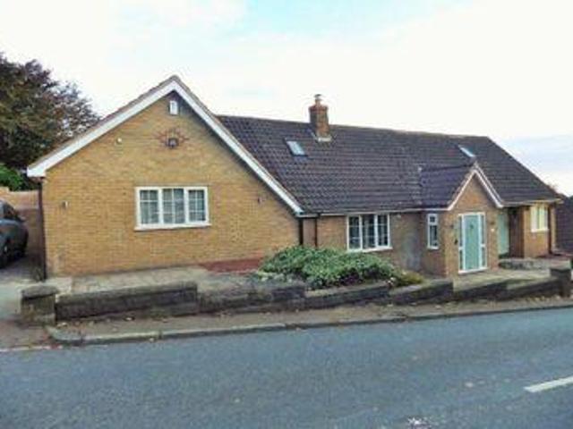 House for sale in Halesowen, West Midlands