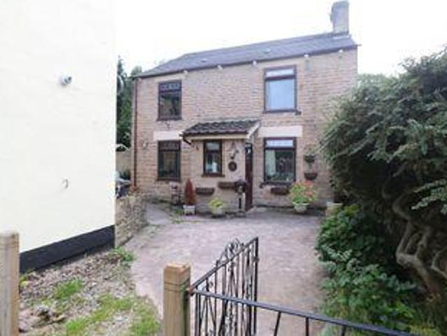 House for sale in Charlesworth, East Midlands