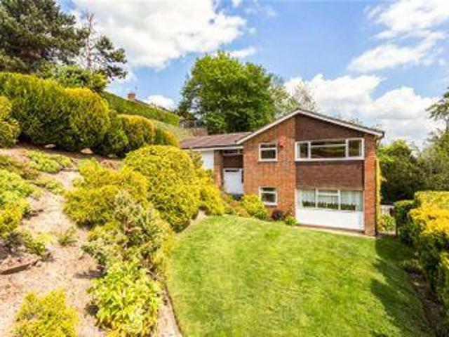 House for sale in Hillview, Surrey