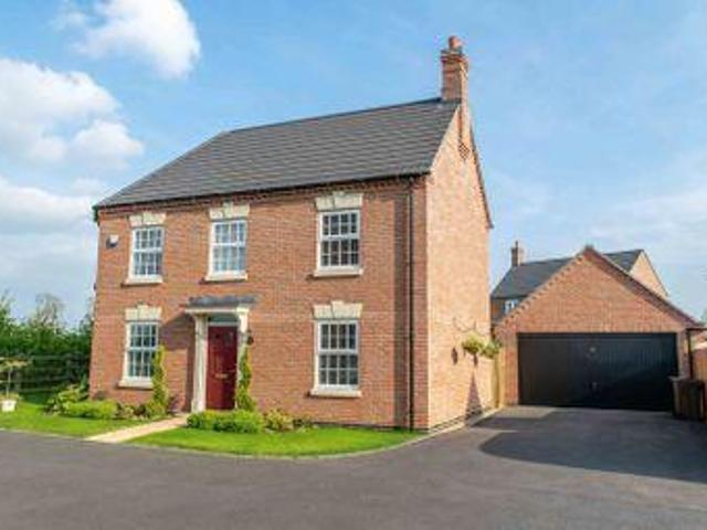 House for sale in Northampton, Northamptonshire