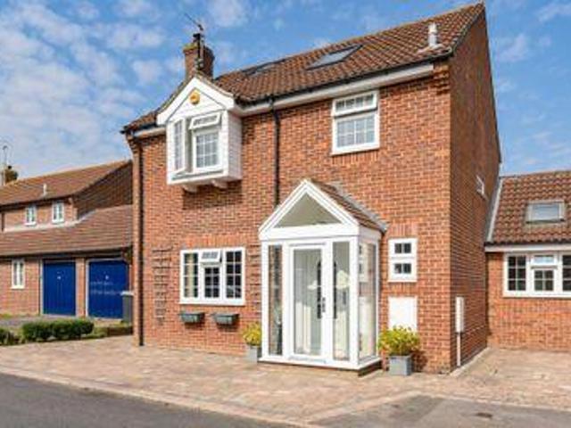 House for sale in Thatcham, West Berkshire