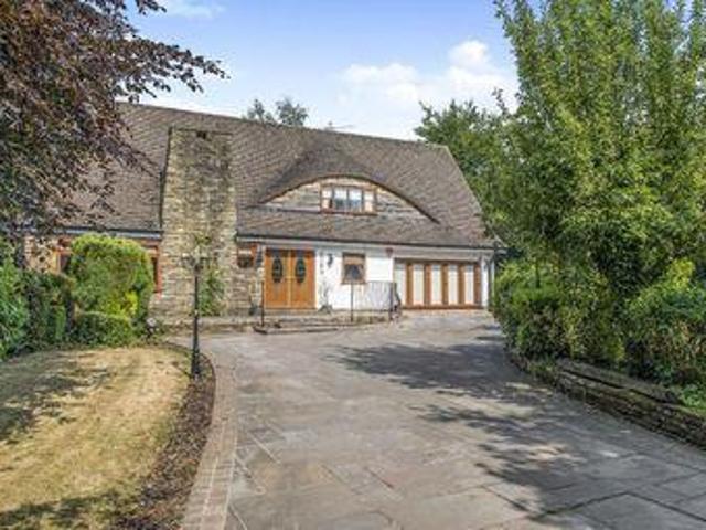 House for sale in Roby Mill, Lancashire