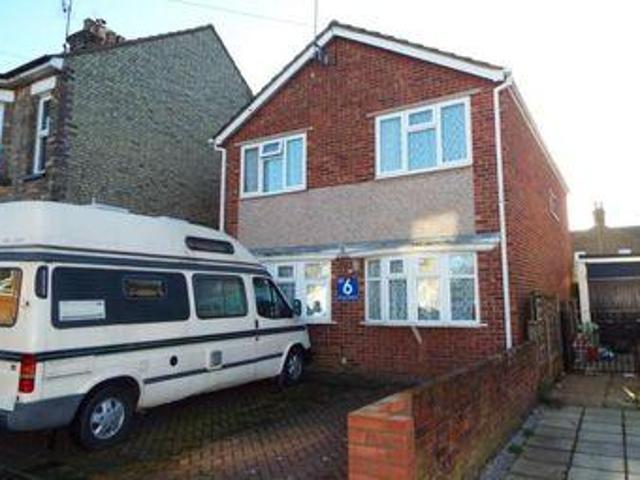 House for sale in Dale Hill, Essex