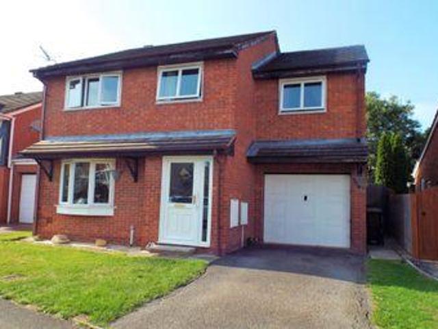 House for sale in Crookhill, Worcestershire