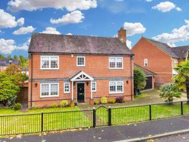House for sale in Loughton, Epping Forest