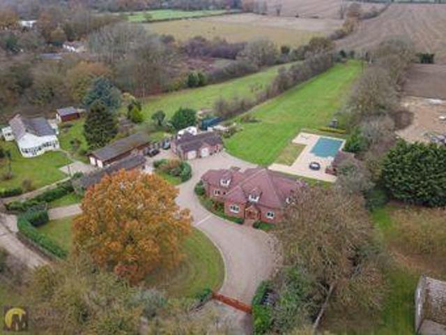 House for sale in Ware, East Hertfordshire