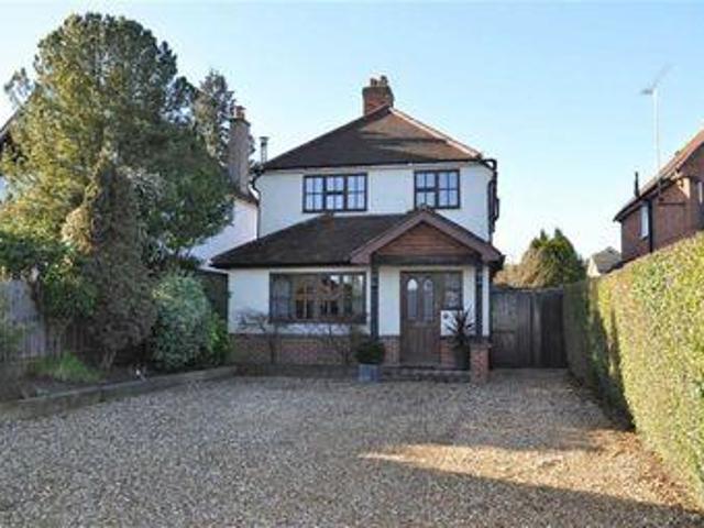 House for sale in Fole, Surrey