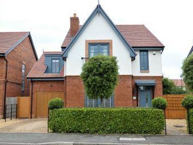 House for sale in West Vale, Cheshire