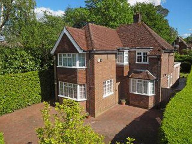 House for sale in Fole, Surrey