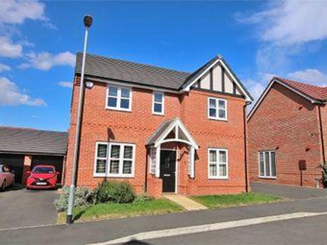 House for sale in Northampton, Northamptonshire